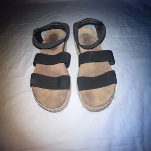 Steve Madden Platforms 6.5